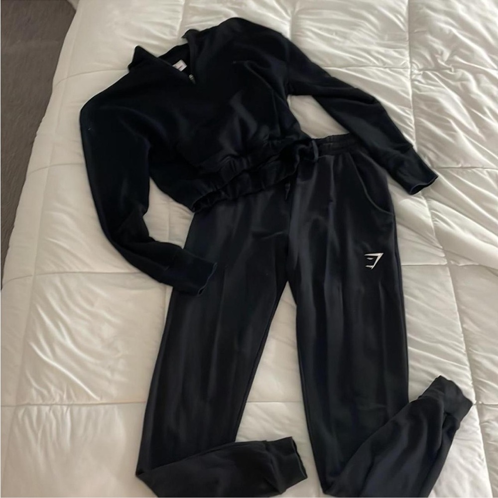 Gymshark Pippa Training Set (Black)